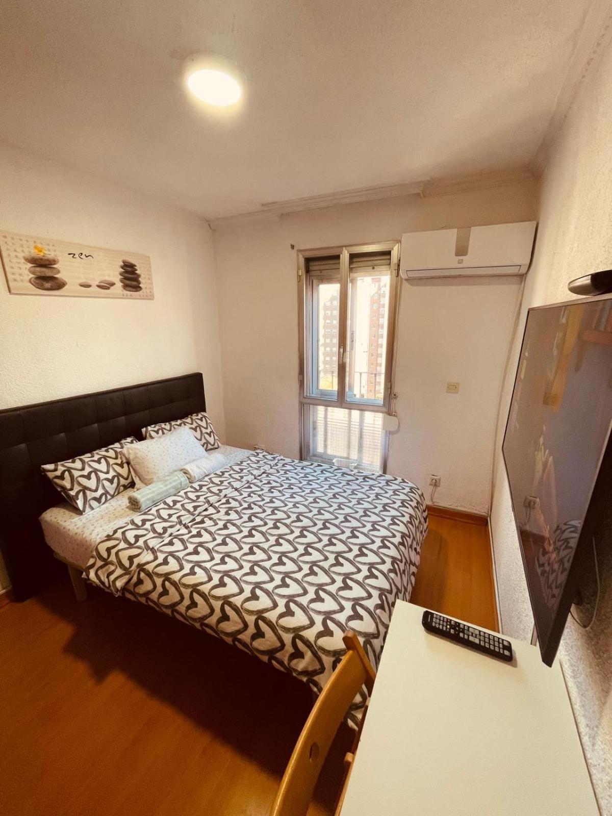 Apartamento Privadas Calle Riojanos Madri
